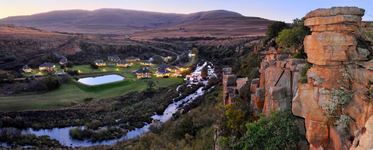 Komati Gorge Lodge, R 36 Halfway Between Carolina And Machadodorp Bagian luar foto